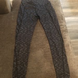 Exercise leggings